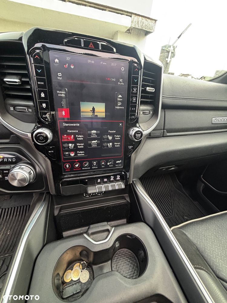 RAM 1500 Crew Cab Laramie - 13