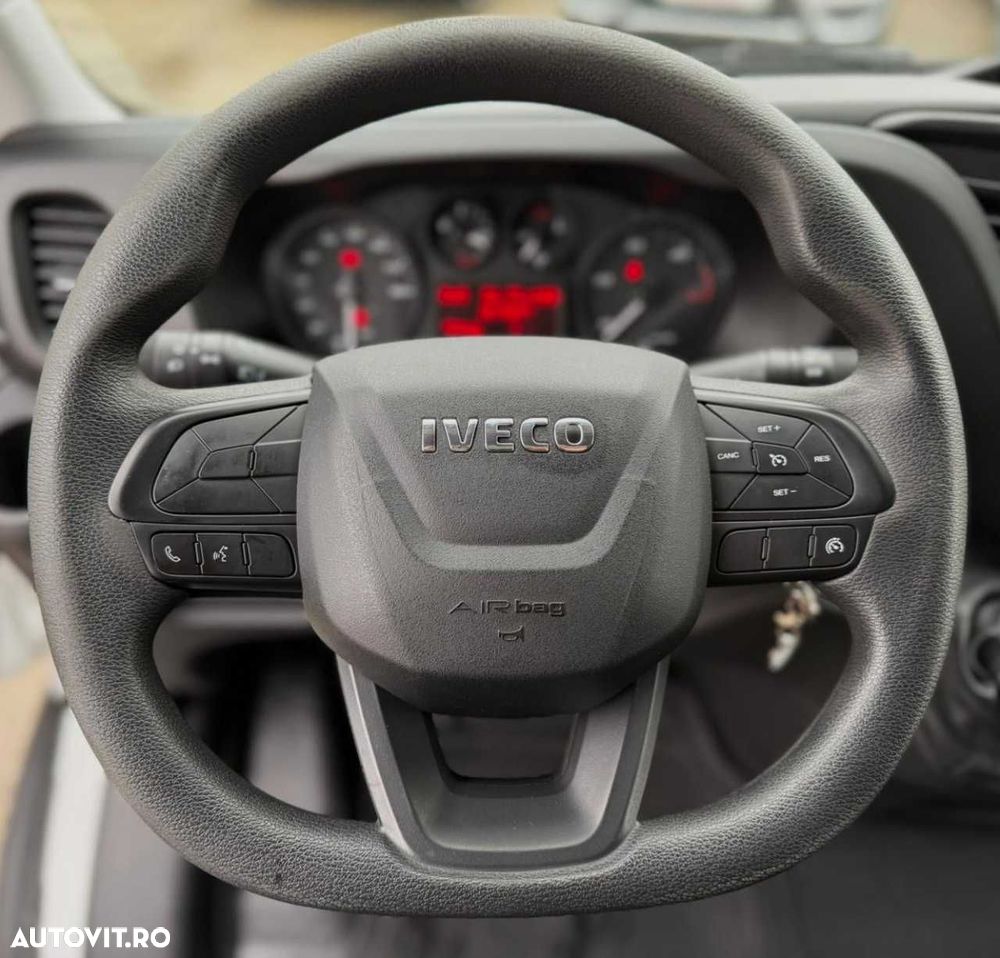 Iveco DAILY CUB CU DORMITOR - 22