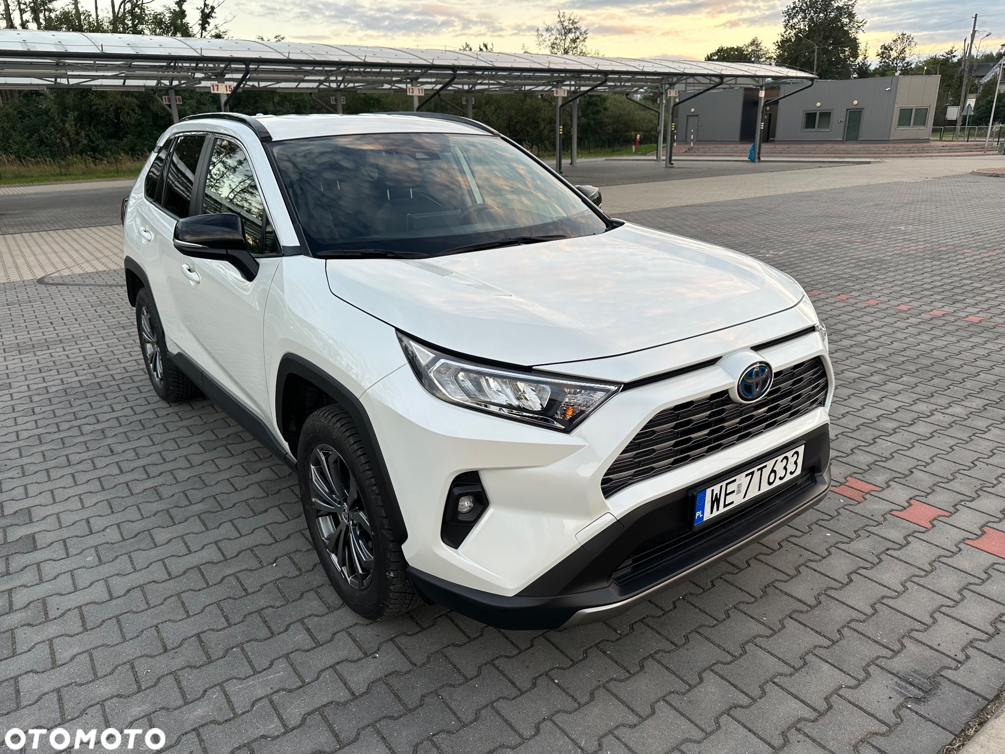 Toyota RAV4 - 2