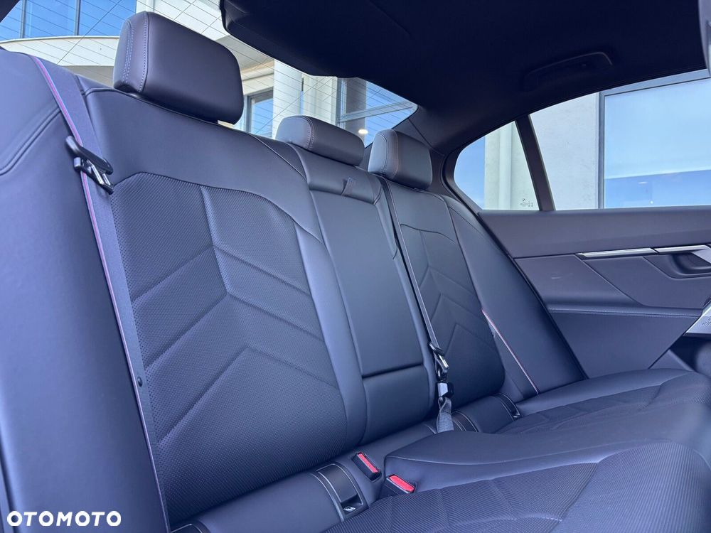 BMW Seria 5 - 23