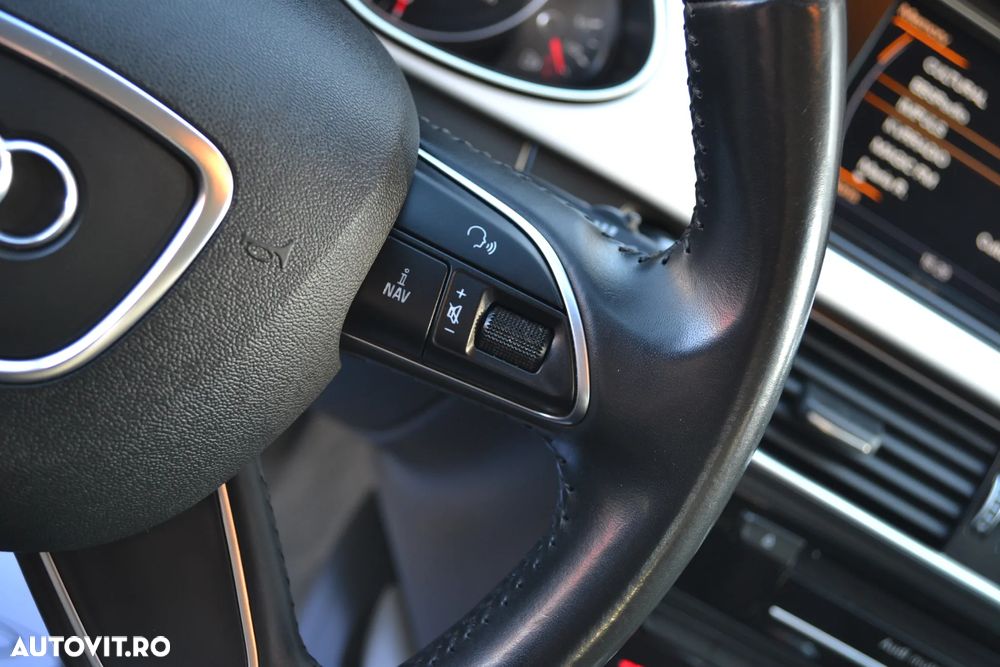 Audi A4 2.0 TDI DPF Ambition - 12