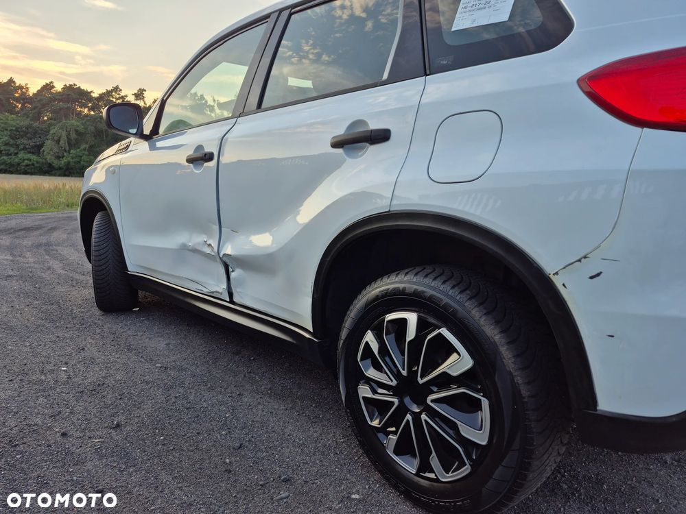 Suzuki Vitara - 26