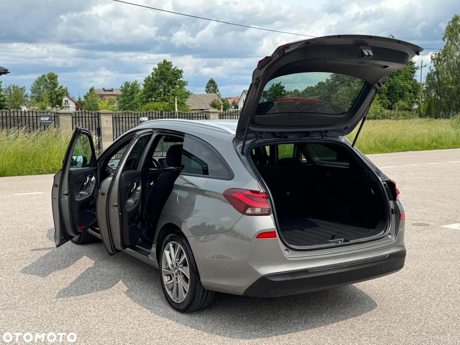 Hyundai i30 Fastback 1.4 T-GDI GPF Premium DCT - 36