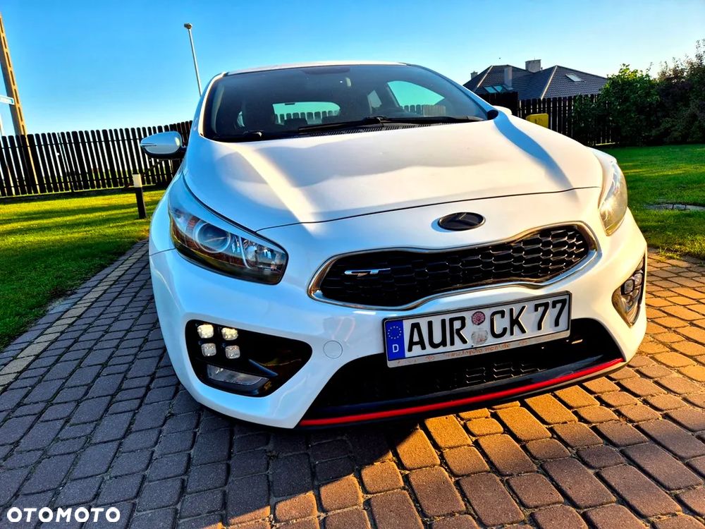 Kia ProCeed - 5