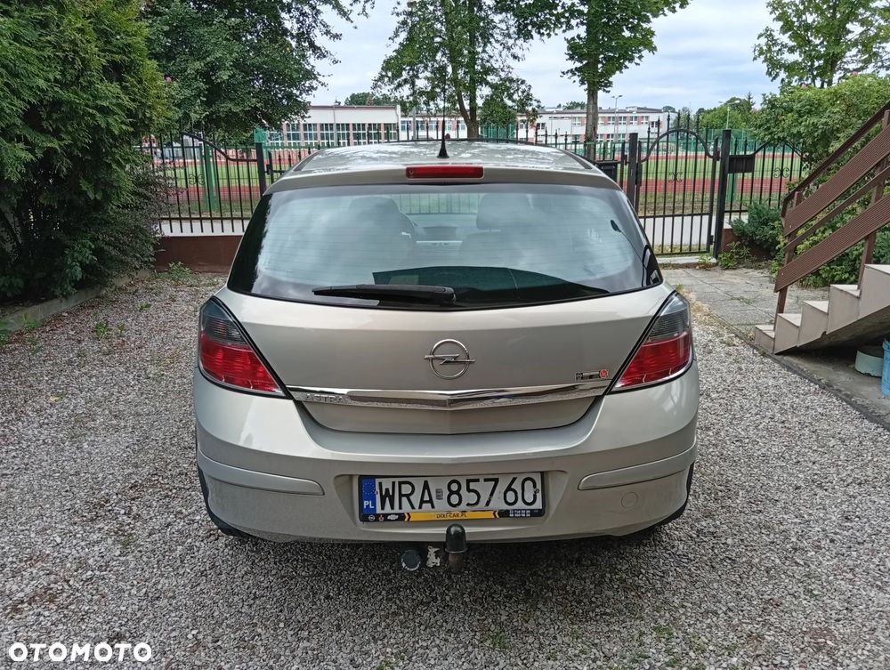 Opel Astra 1.4 Enjoy - 11
