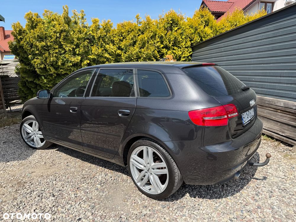 Audi A3 Sportback 1.6 TDI DPF Attraction - 6