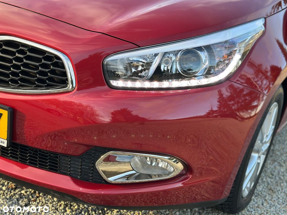 Kia Ceed 1.6 CRDi 128 ISG Edition 7 - 19