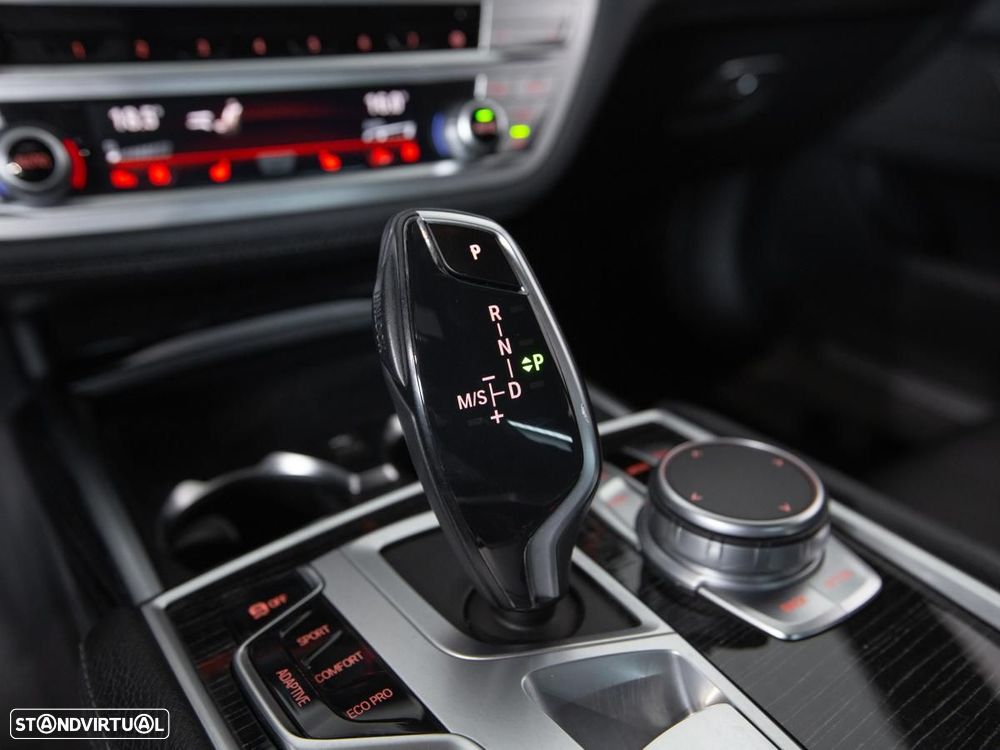 BMW 730 d Auto - 28