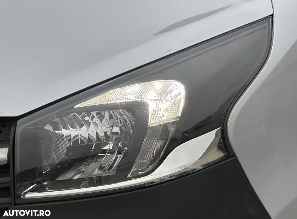 Opel Vivaro B - 4