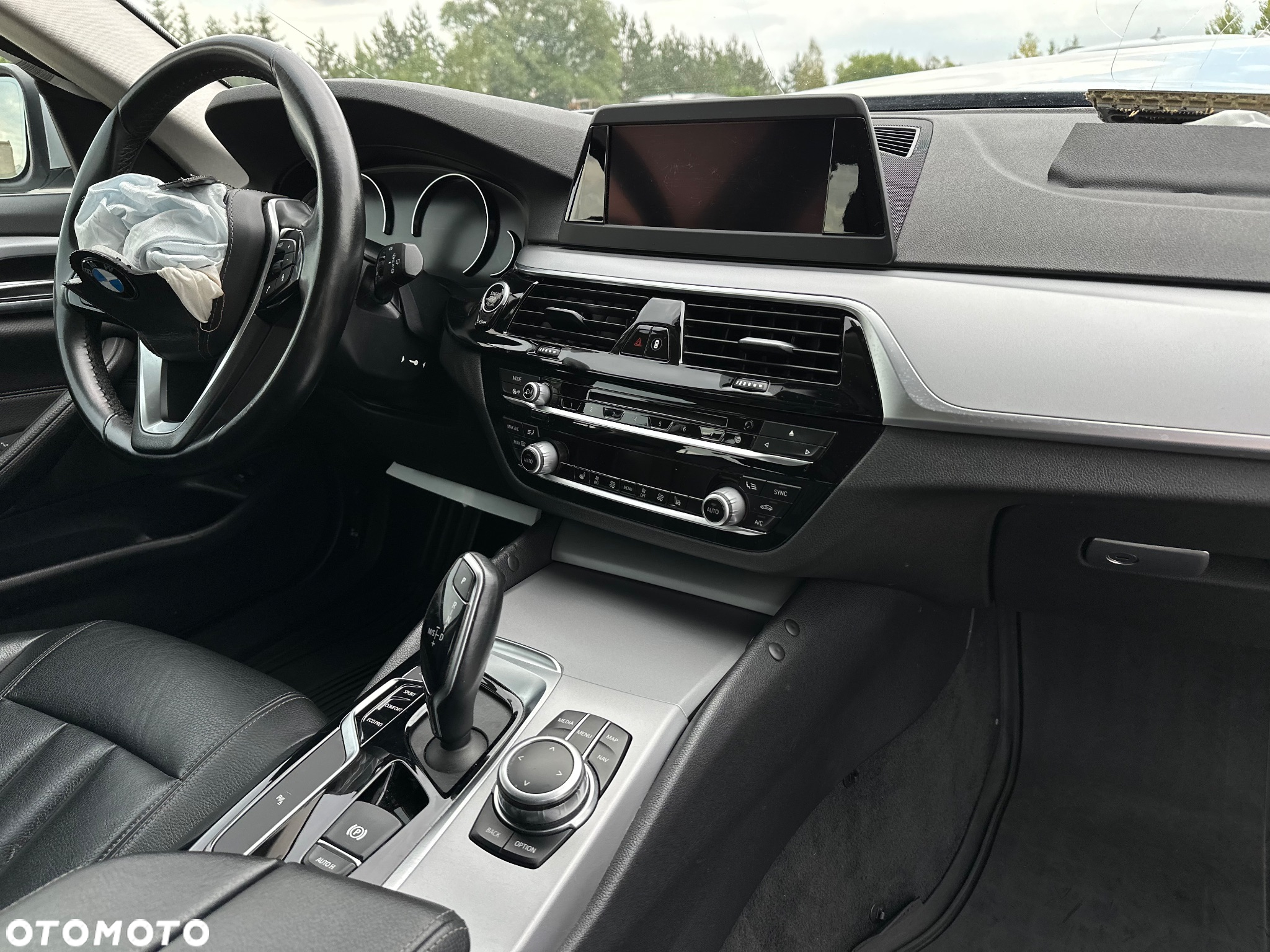 BMW Seria 5 530d xDrive Touring Luxury Line - 14