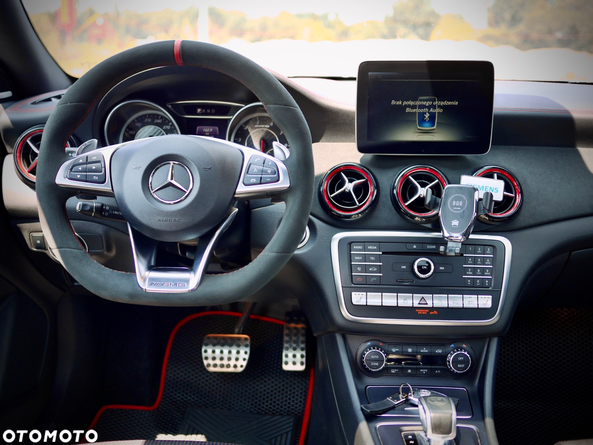 Mercedes-Benz CLA AMG 45 4-Matic - 20