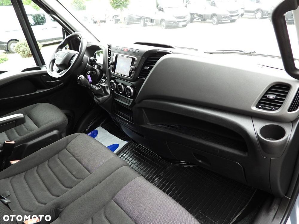 Iveco DAILY 35S18 PLANDEKA 10 PALET WEBASTO TEMPOMAT NAWIGACJA LEDY KLIMATYZACJA  180KM - 39