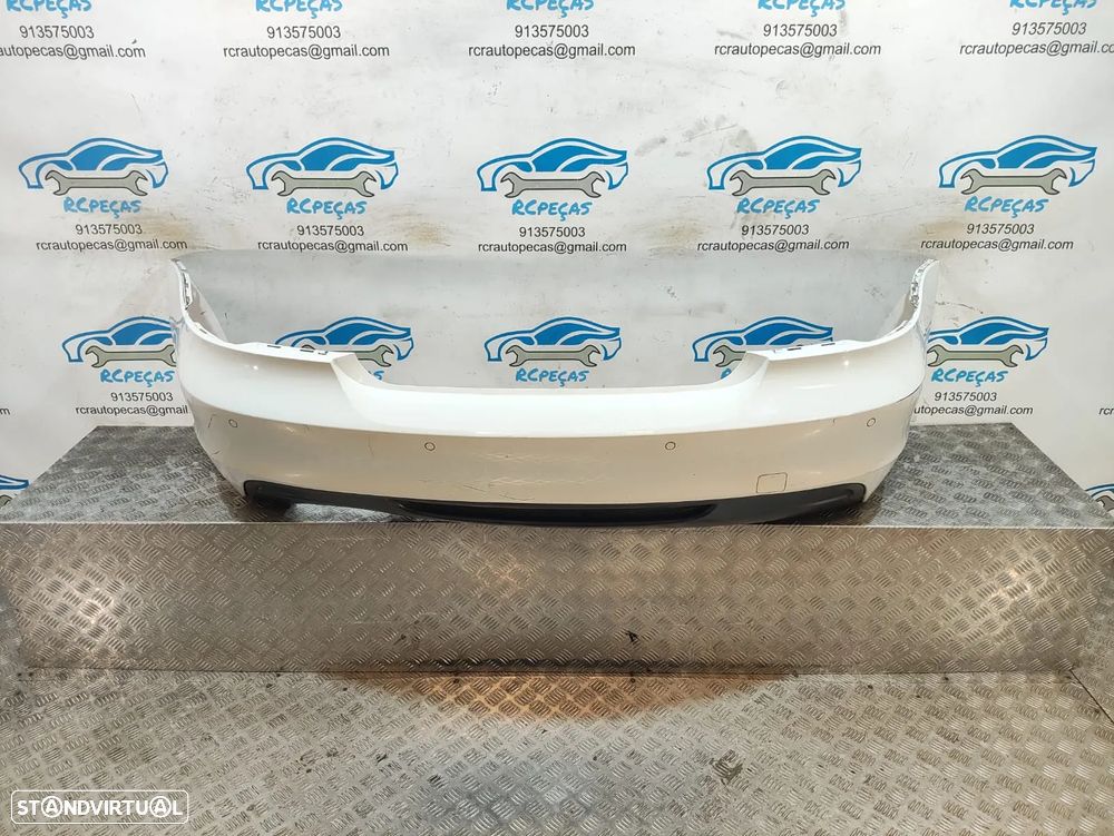 Parachoques traseiro BMW Serie 1 E82 Coupé Pack M com sensores de estacionamento - 4