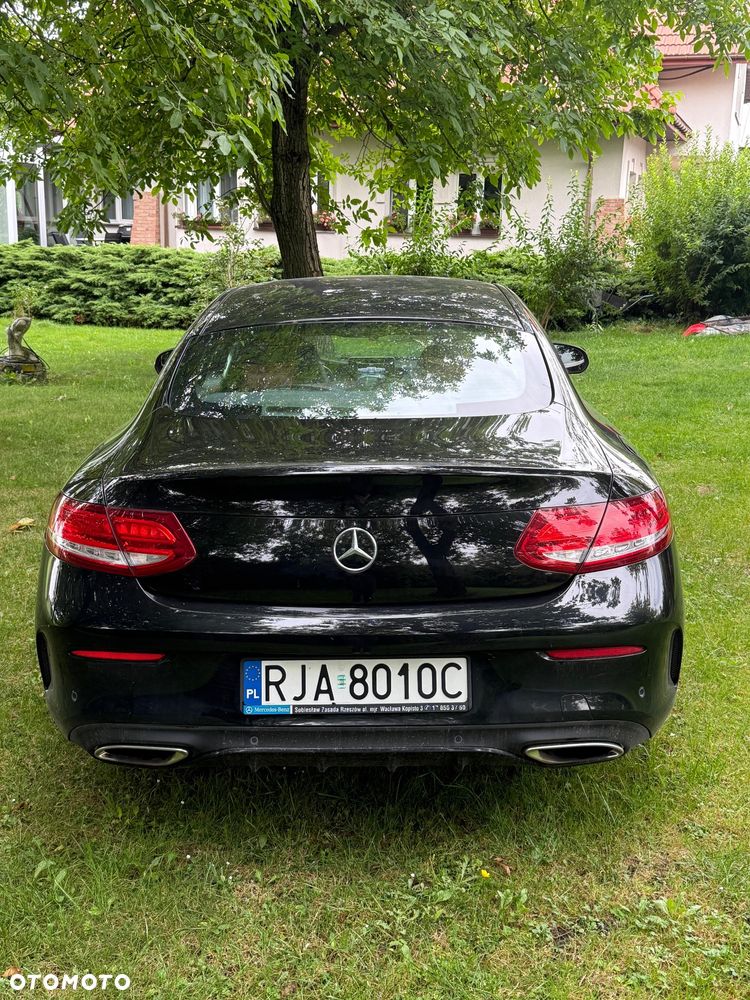 Mercedes-Benz Klasa C 250 9G-TRONIC - 4