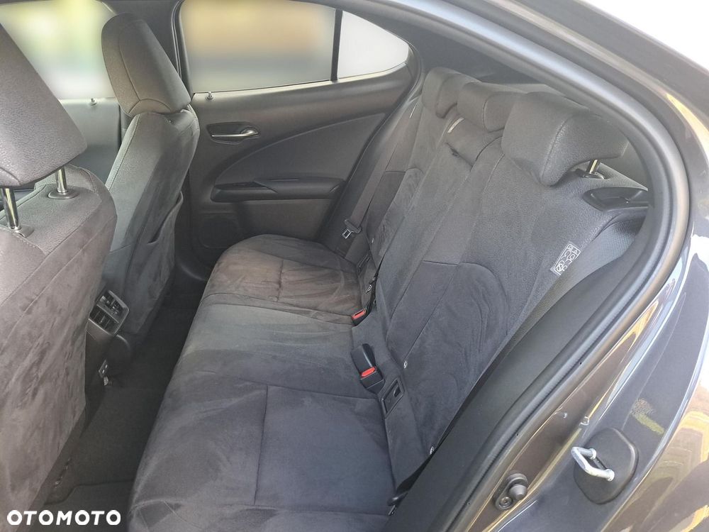 Lexus UX 250h GPF Business 2WD - 22