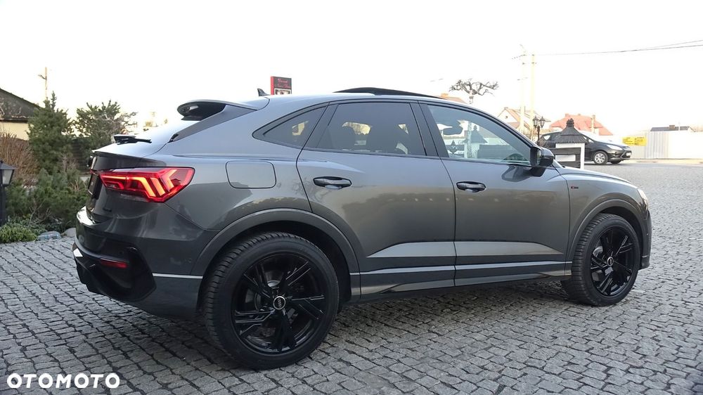 Audi Q3 Sportback - 17