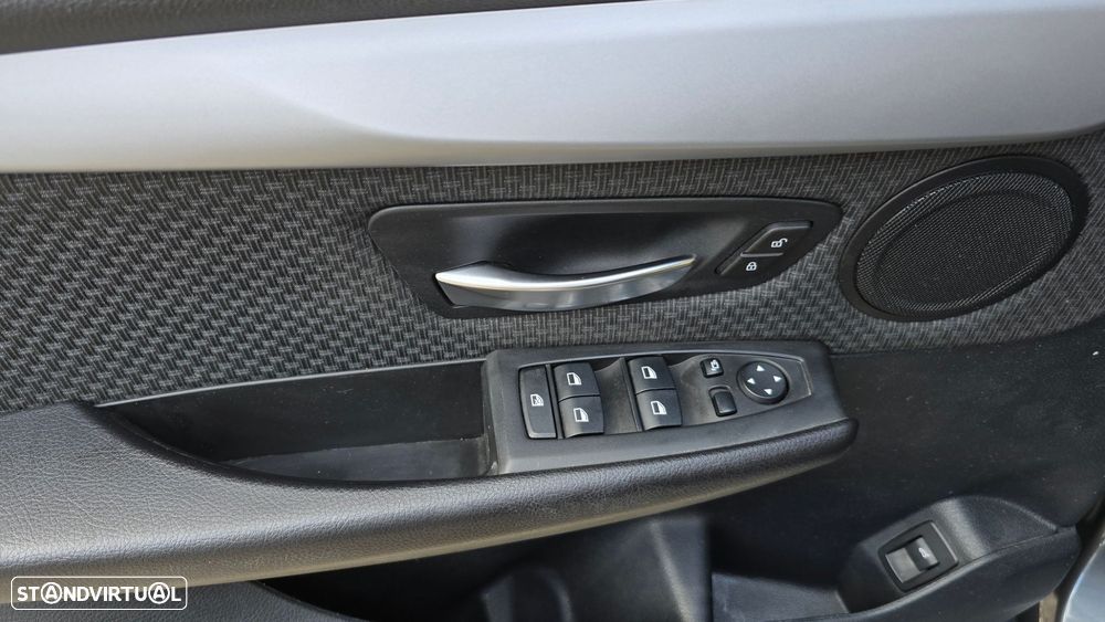 BMW 216 Active Tourer d Advantage - 8