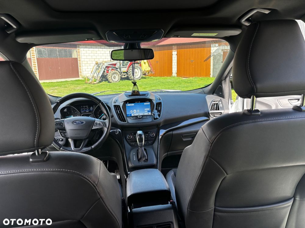 Ford Kuga 2.0 TDCi AWD ST-Line - 18