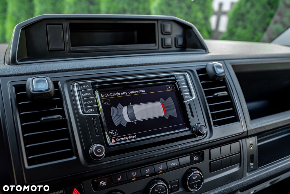 Volkswagen Caravelle 2.0 TDI L2 Trendline DSG - 31
