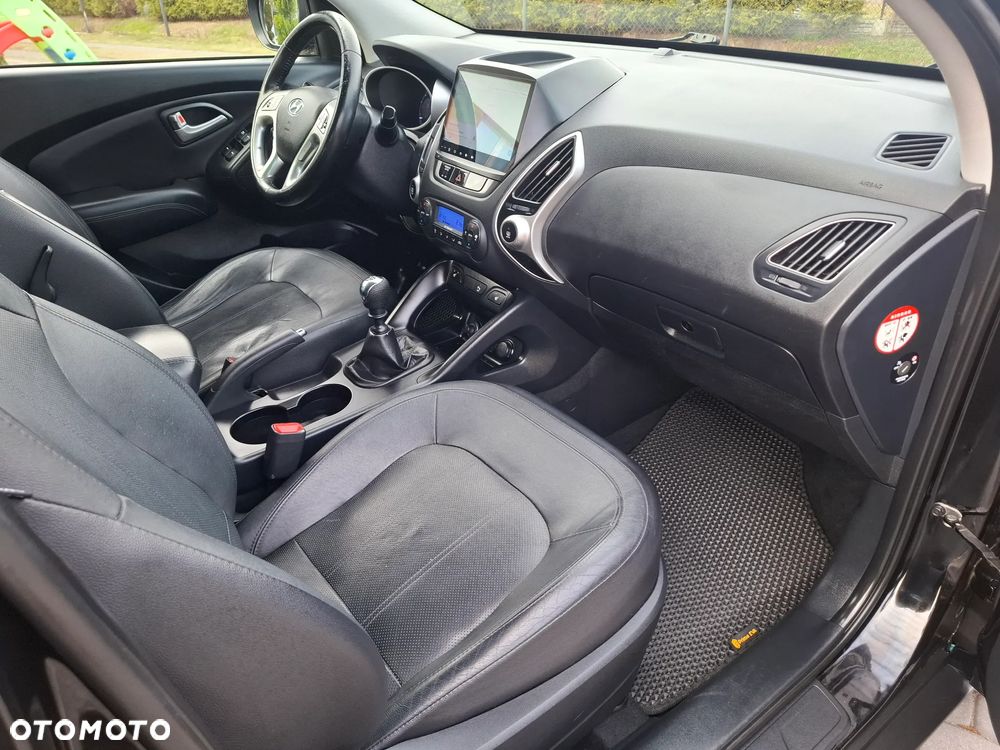 Hyundai ix35 1.7 CRDi Premium 2WD - 23