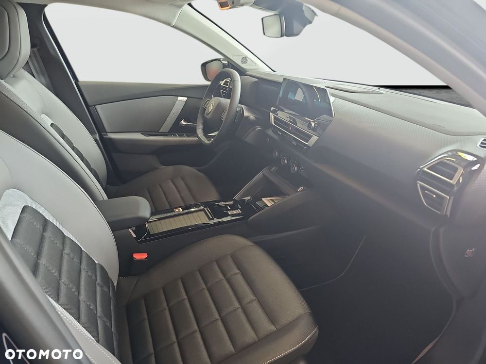 Citroën C4 - 11