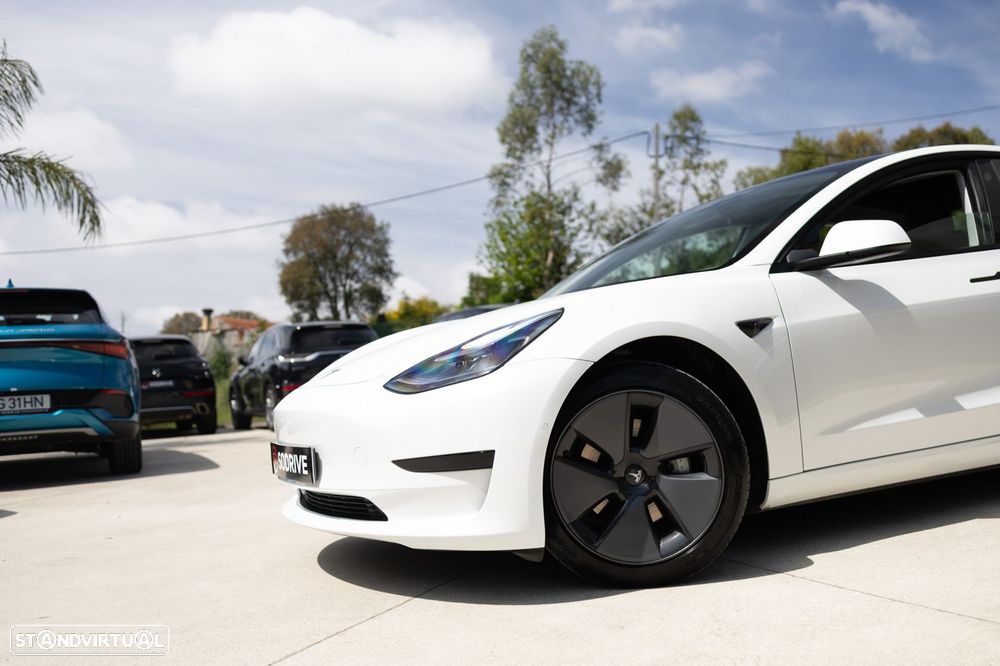 Tesla Model 3 Standard RWD Plus - 18
