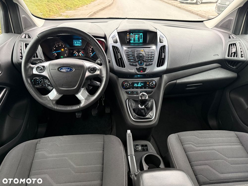 Ford Tourneo Connect - 6