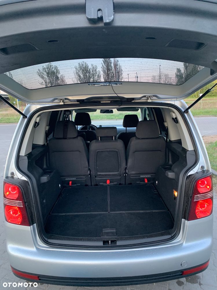 Volkswagen Touran 1.9 TDI - 9