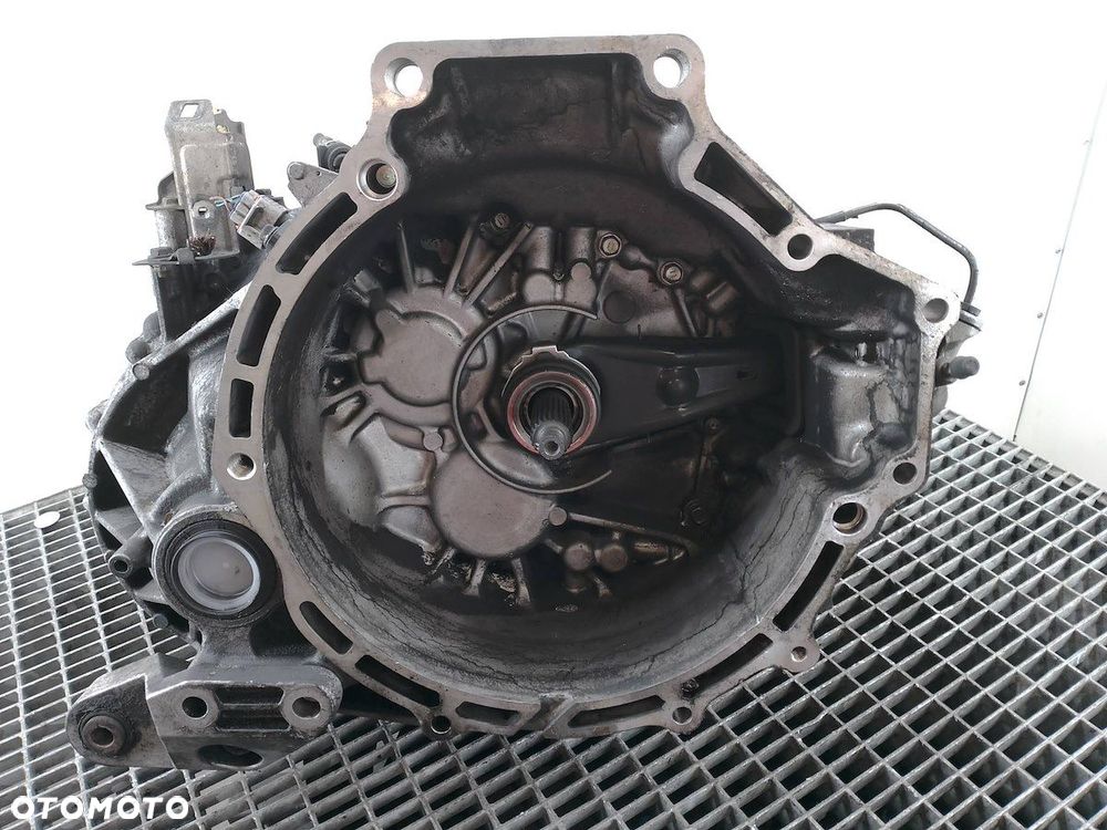 SKRZYNIA BIEGÓW MANUALNA MAZDA 5 I 2.0 CIDT - 5