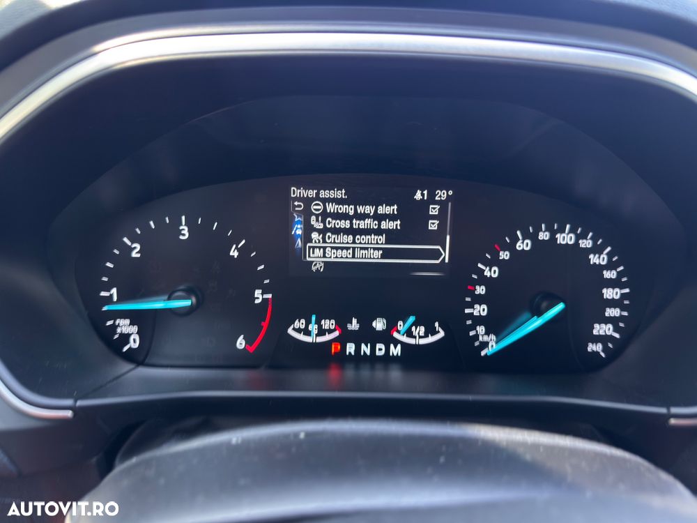 Ford Focus - 22