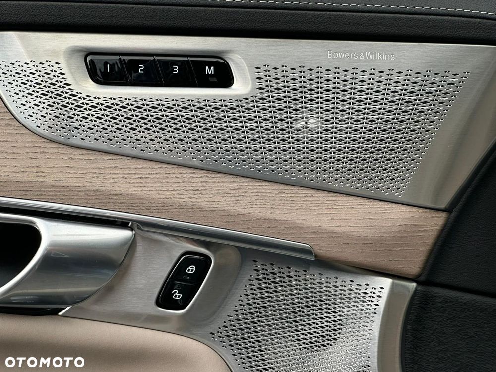 Volvo XC 90 - 35