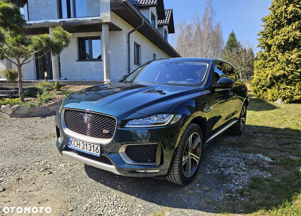 Jaguar F-Pace S AWD - 3