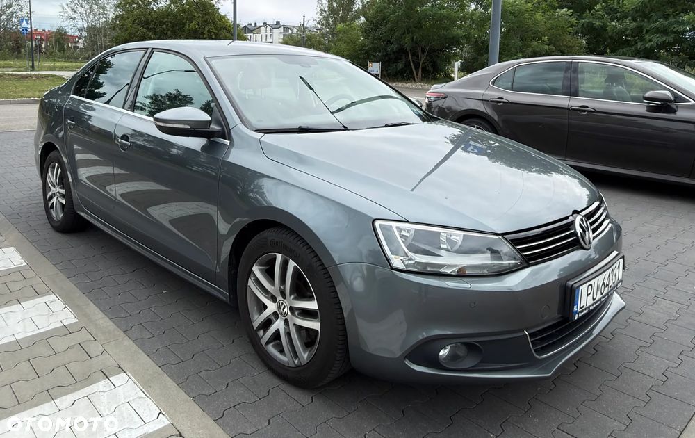 Volkswagen Jetta 1.4 TSI Highline - 1