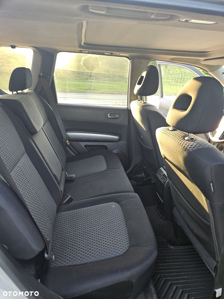 Nissan X-Trail 2.0 dCi SE - 8