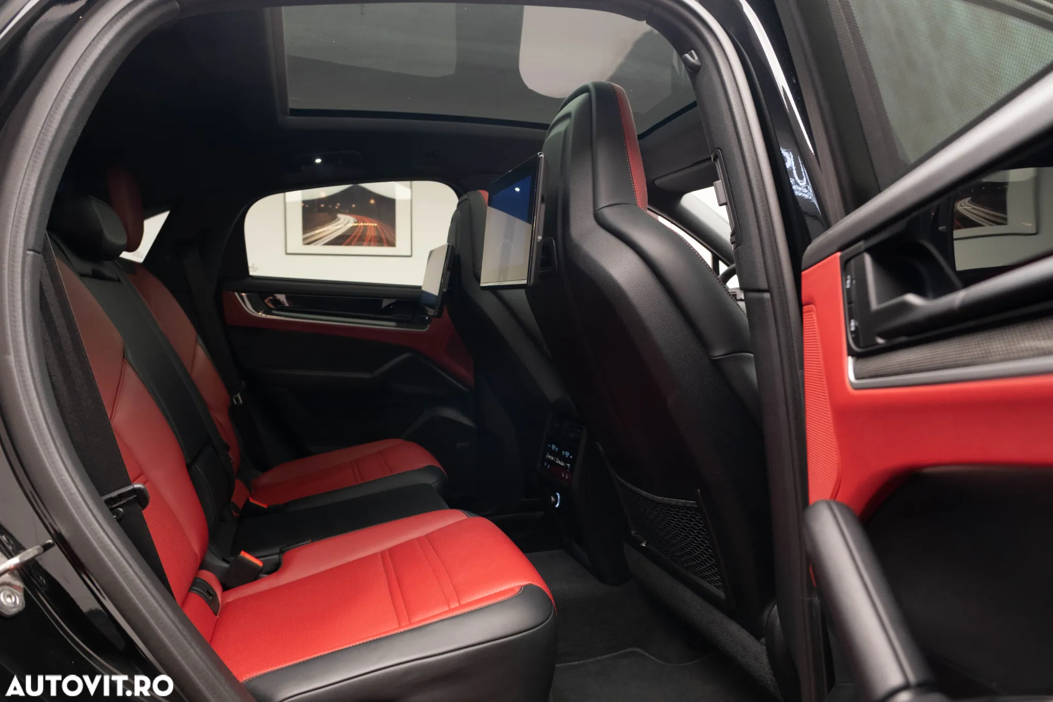 Porsche Cayenne S - 33
