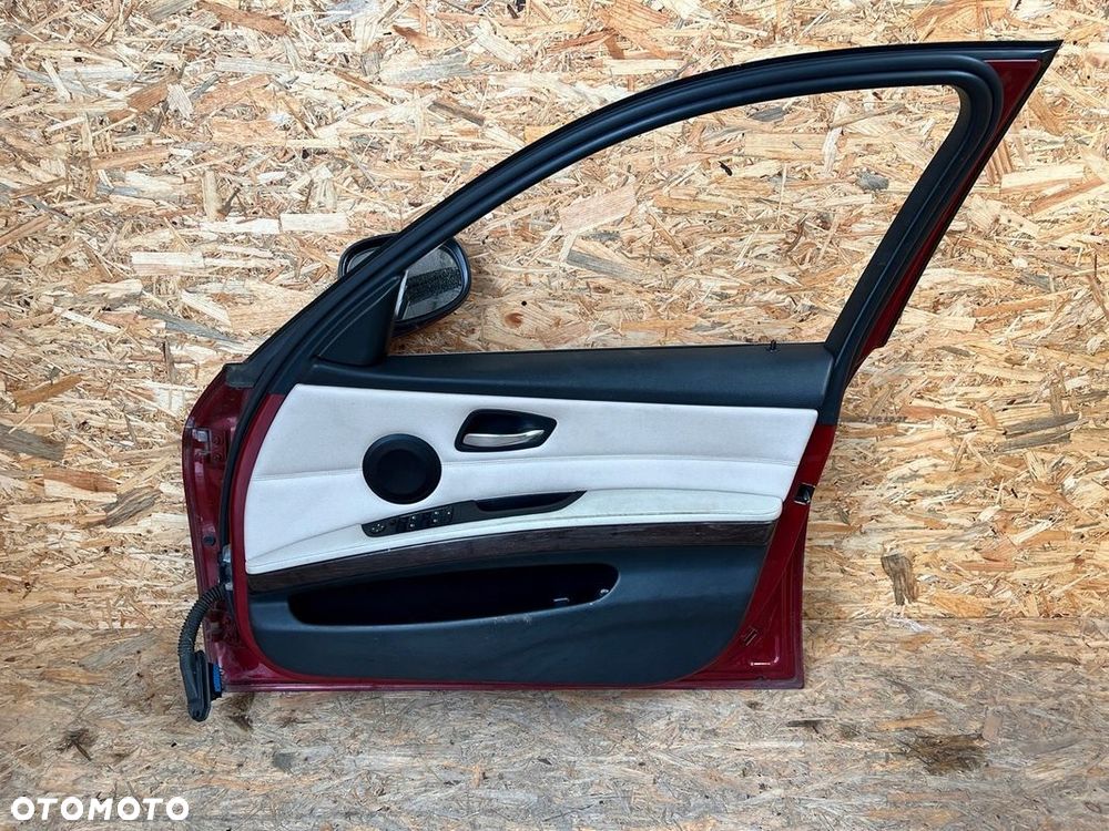 Drzwi PRZEDNIE PRAWE prawy przód BMW E90 KOMBI LIFT E91 Lakier: A82 - 9