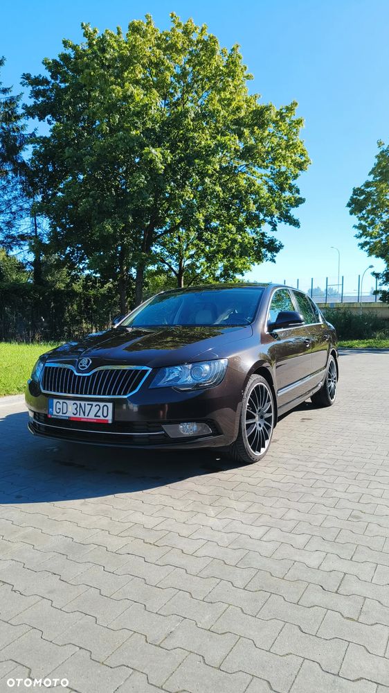 Skoda Superb 2.0 TSI Elegance DSG - 28