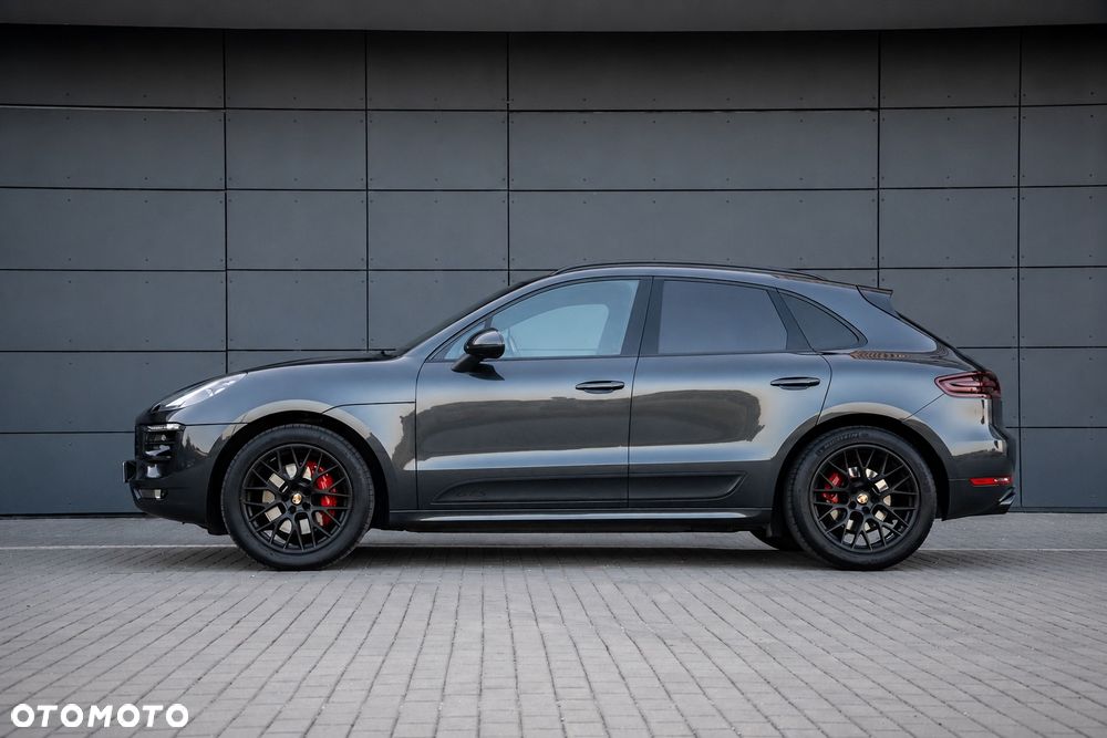 Porsche Macan - 2