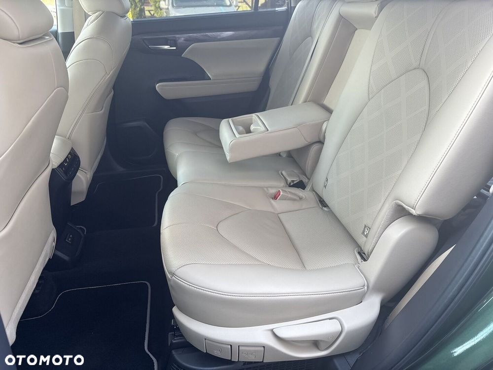 Toyota Highlander - 12