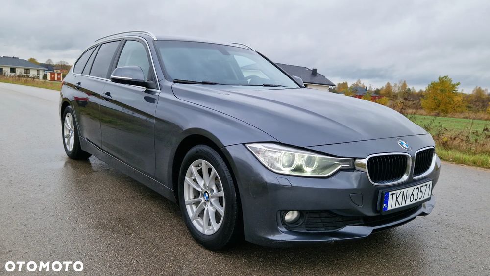 BMW Seria 3 320d Touring Luxury Line - 9