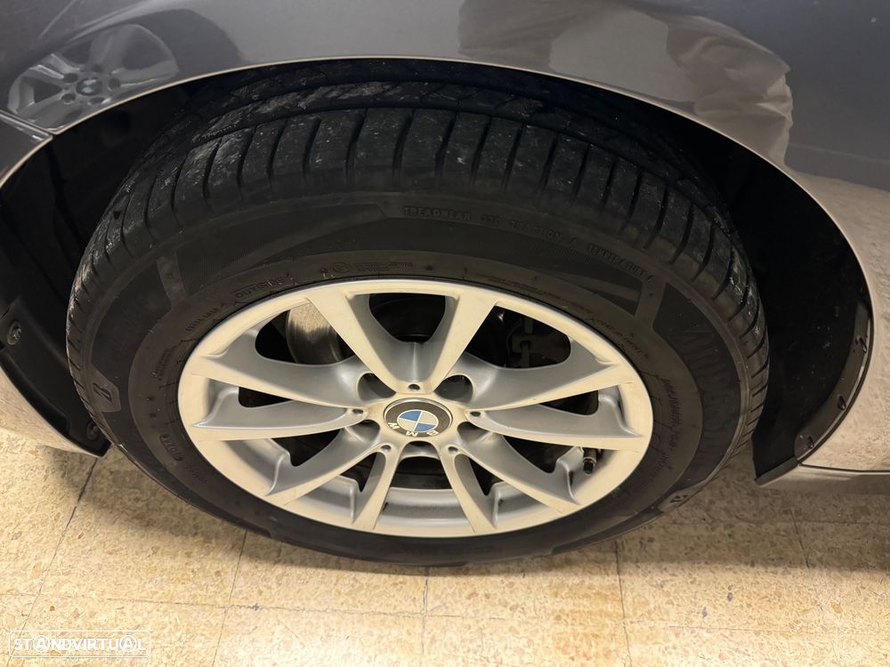 BMW 318 d Essence - 27