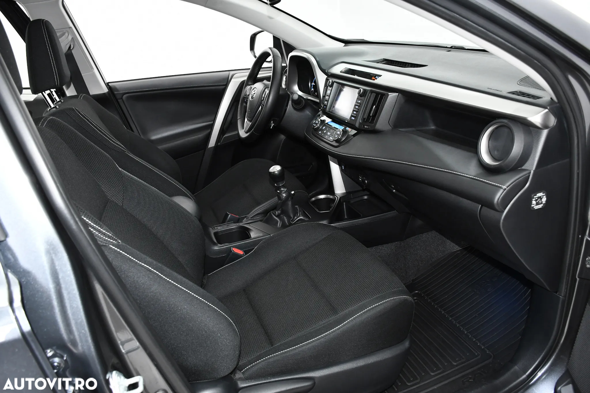 Toyota RAV4 2.0 D-4D 2WD Executive - 13