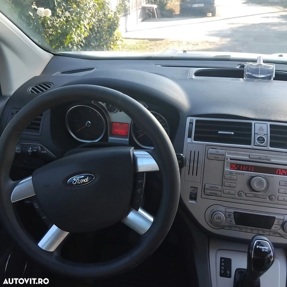 Ford Kuga - 5