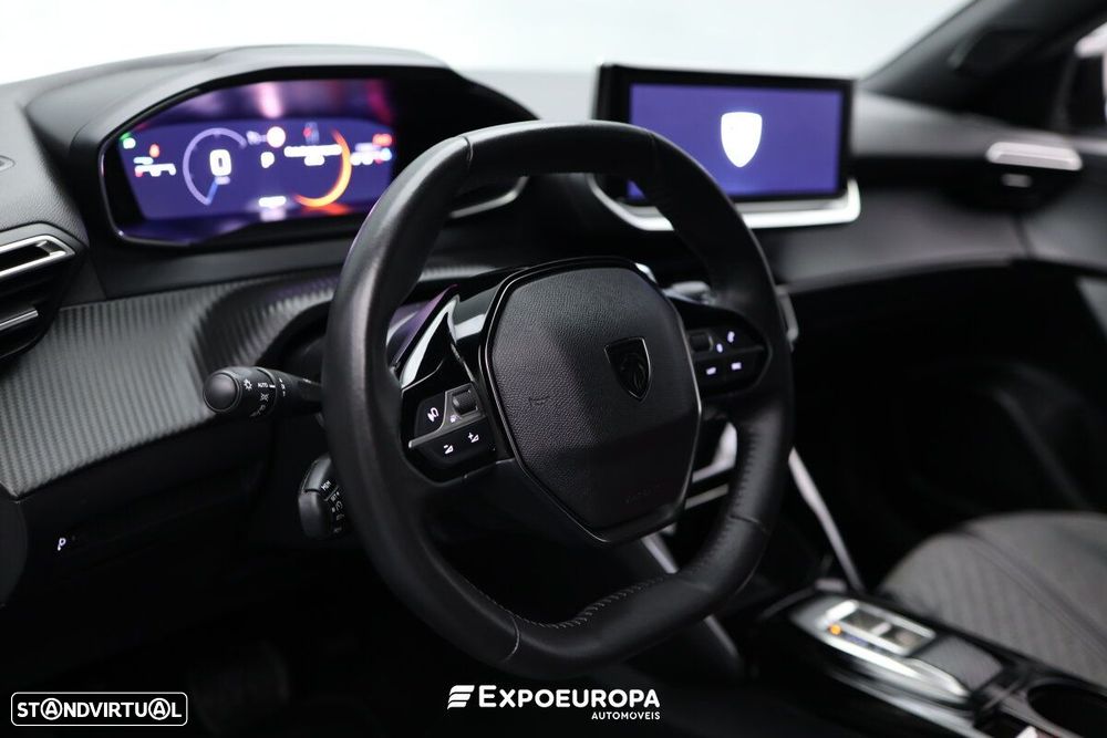 Peugeot 2008 PureTech 130 EAT8 Allure - 8