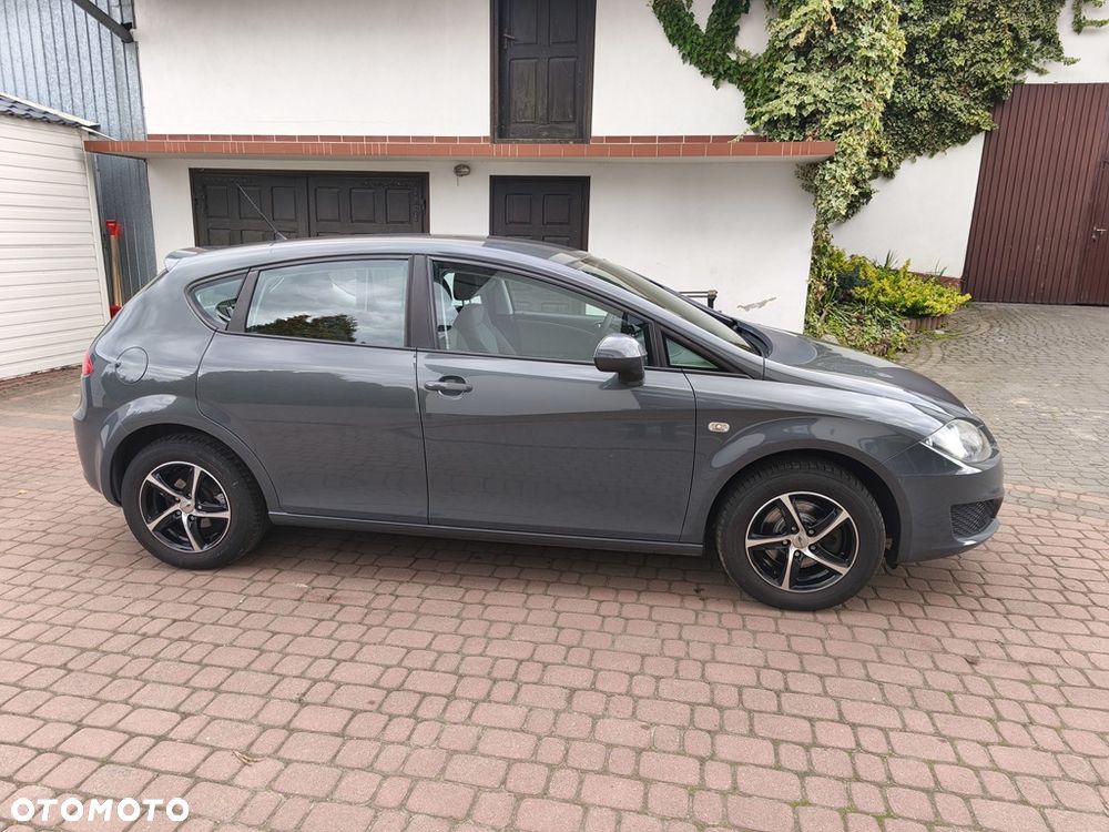 Seat Leon 1.6 Style - 8