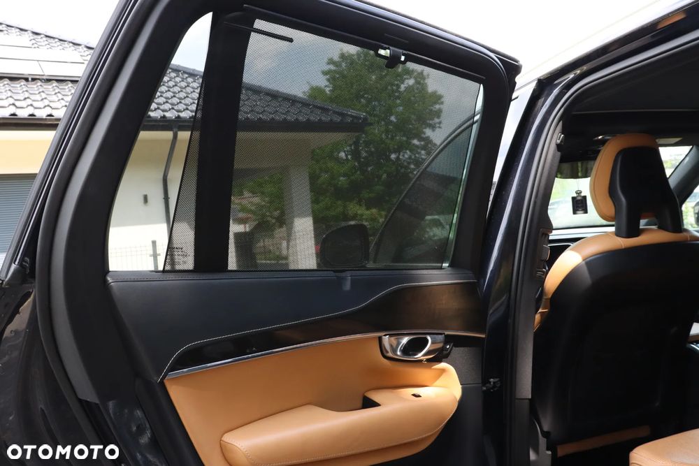 Volvo XC 90 T8 AWD Plug-In Hybrid Inscription 7os - 12