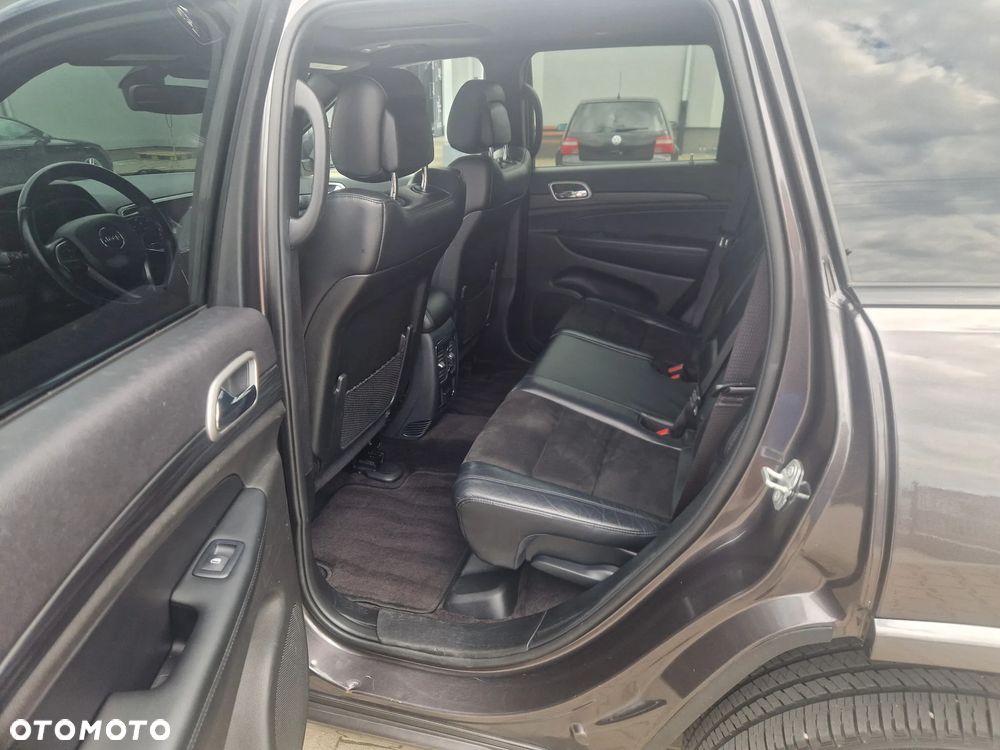 Jeep Grand Cherokee - 9