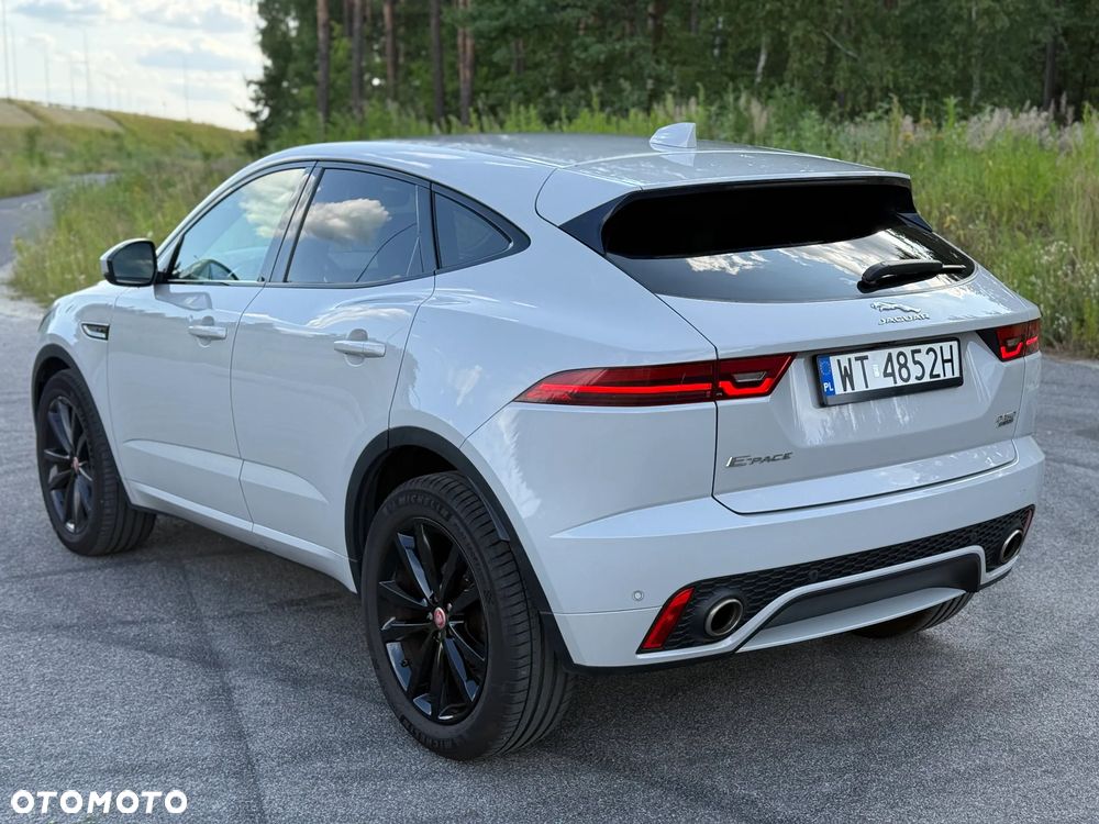 Jaguar E-Pace D150 AWD R-Dynamic S - 4