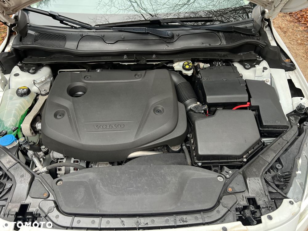 Volvo V40 D3 Geartronic Inscription - 4