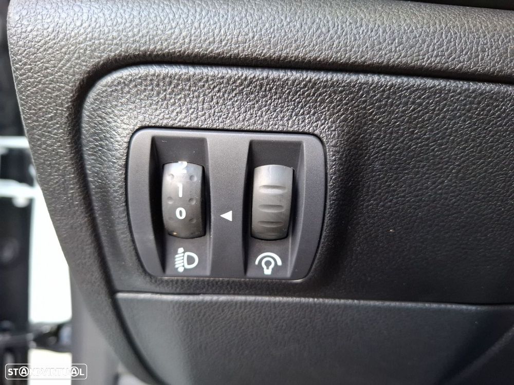 Renault Mégane Sport Tourer 1.5 Blue dCi Equilibre EDC - 20